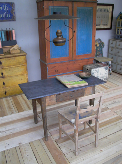 nice blue painted gustavian table, Sweden 18th/19th century - #10116