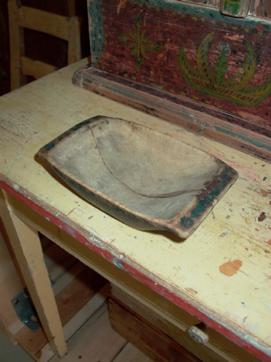 fantastic green painted bowl, Sweden, 18th/19th century - #10124_a