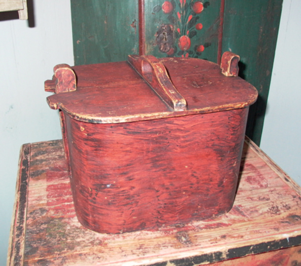 red painted wooden pot, Sweden, 19th/20th century - #10349