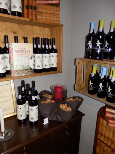 great wines (red, white, port) with marvelous flavor by NIEPOORT, Portugal, 21th century - #10375